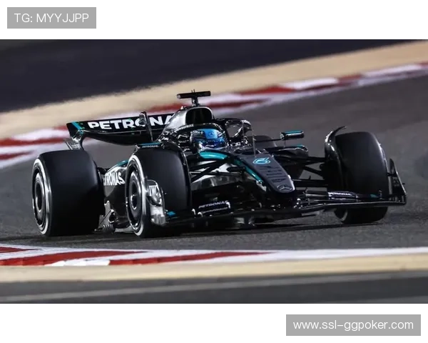 安东内利与梅赛德斯续约至2026,车队保留争夺维斯塔潘可能 安东内利与梅赛德斯续约至2026,车队保留争夺维斯塔潘可能